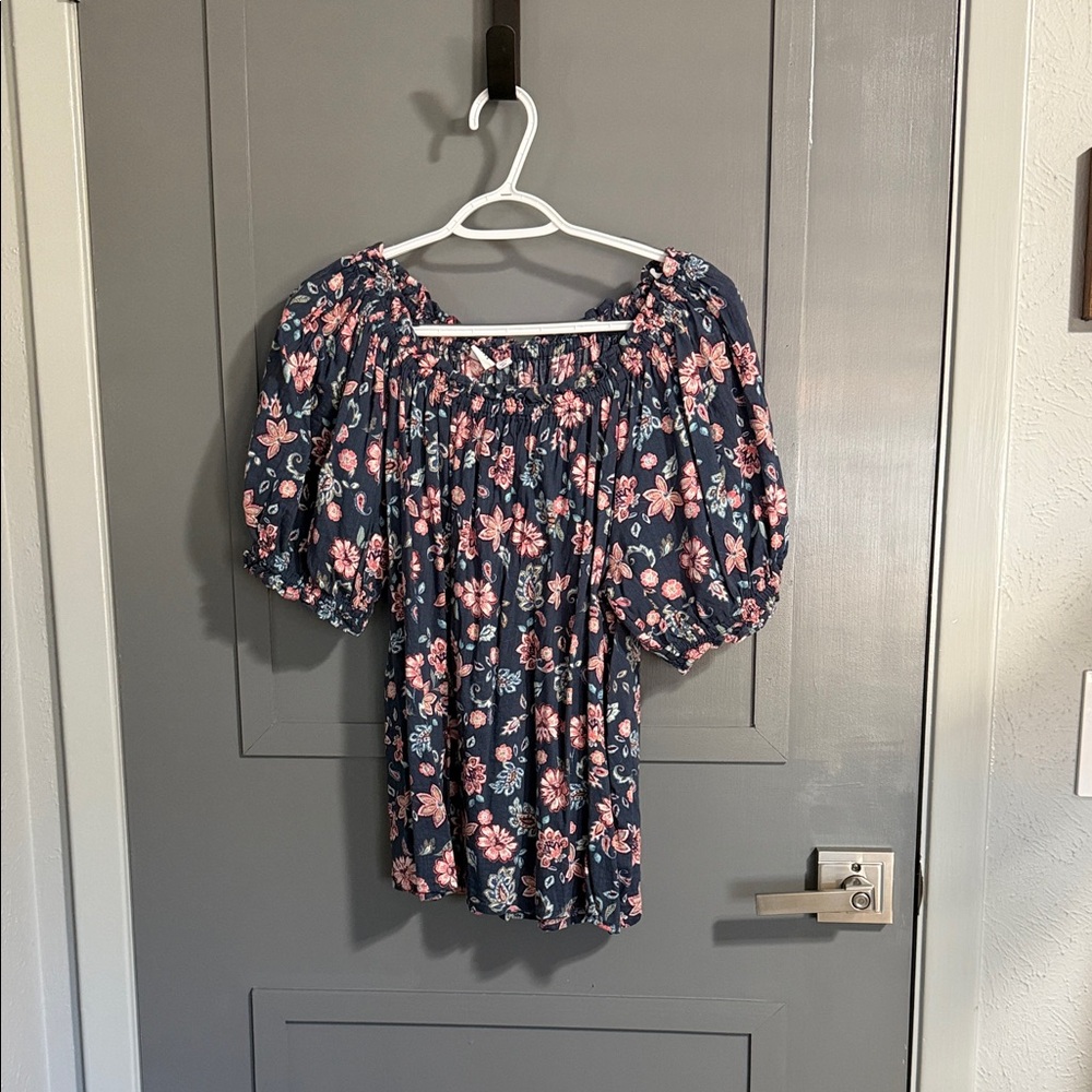 GAP Navy and Pink Floral Blouse